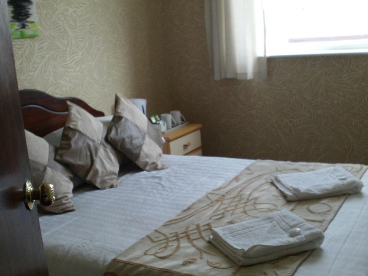 The Albert Hotel Near Winter Gardens Blackpool Bagian luar foto