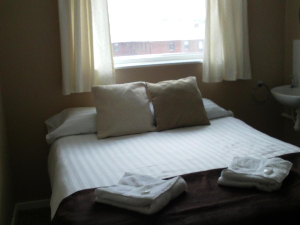The Albert Hotel Near Winter Gardens Blackpool Bagian luar foto